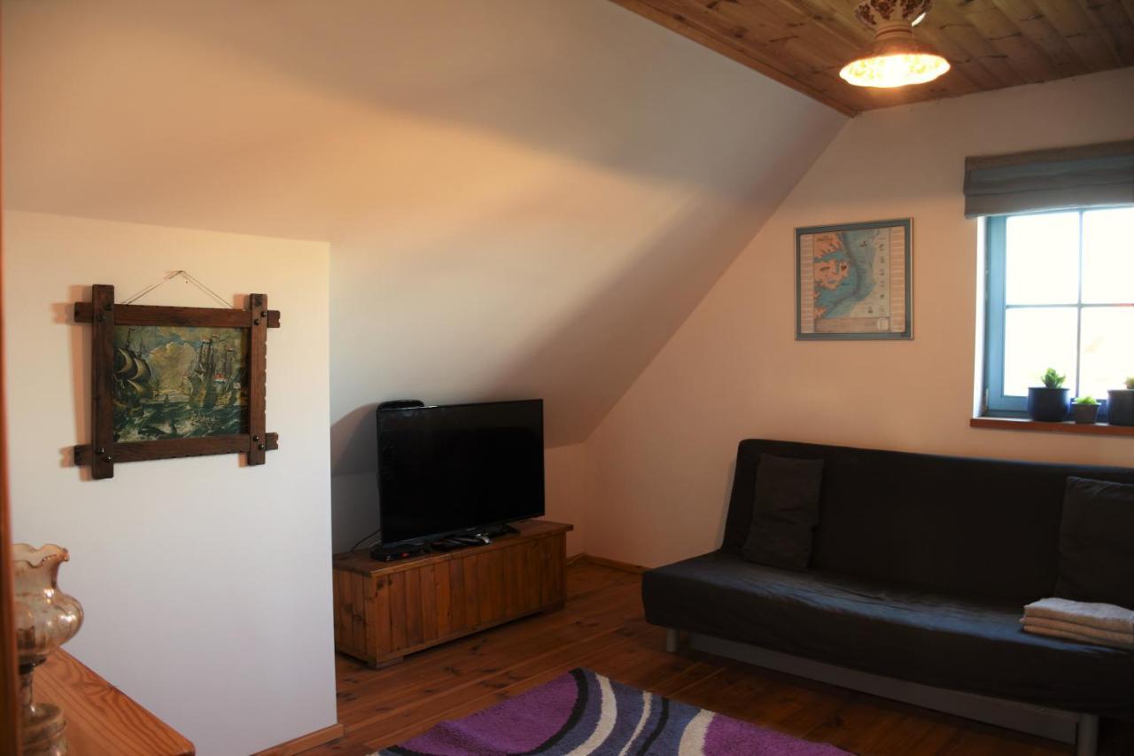 Dom Na Szumiacych Drzew Villa Debina  Exteriör bild